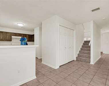 4910 Brownfields Court - Photo Thumbnail 12