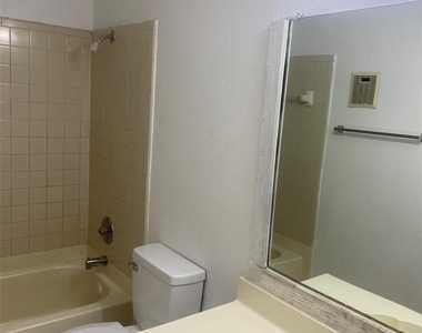9797 Leawood - Photo Thumbnail 2
