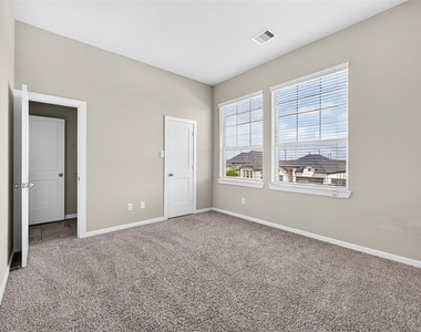 29627 Mahogany View Lane - Photo Thumbnail 35