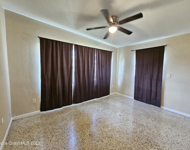 422 Prospect Avenue - Photo Thumbnail 7