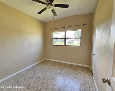 422 Prospect Avenue - Photo Thumbnail 5