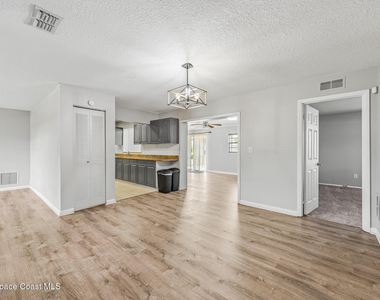 600 Xavier Avenue - Photo Thumbnail 11