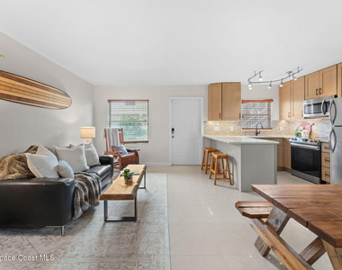 130 Roosevelt Avenue - Photo Thumbnail 2