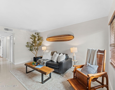 130 Roosevelt Avenue - Photo Thumbnail 4