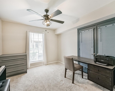 2121 Hepburn Street - Photo Thumbnail 22