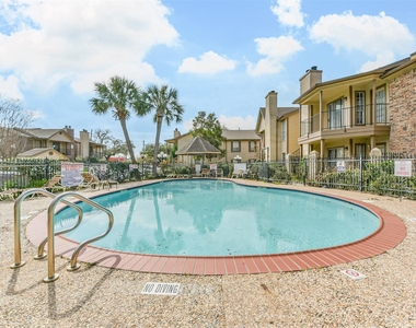 2121 Hepburn Street - Photo Thumbnail 30