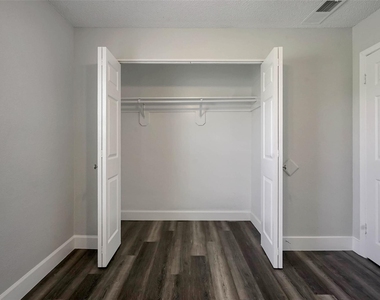 9 Becca Court - Photo Thumbnail 18