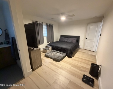 1820 Carlton Street - Photo Thumbnail 11