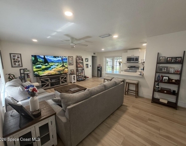 1820 Carlton Street - Photo Thumbnail 1