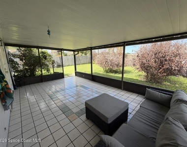 1820 Carlton Street - Photo Thumbnail 24