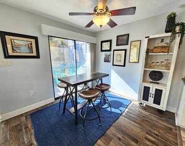 5 Fairway Drive - Photo Thumbnail 8