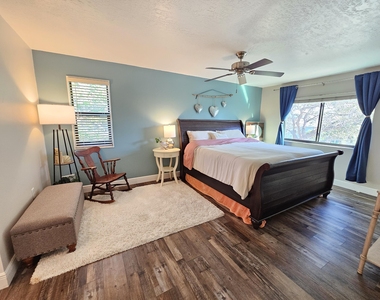 5 Fairway Drive - Photo Thumbnail 14