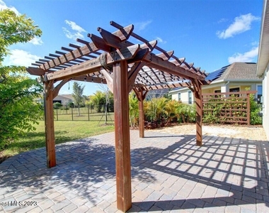 7378 Bluemink Lane - Photo Thumbnail 23