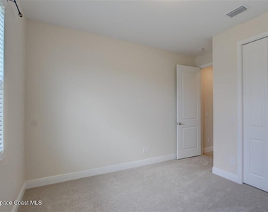 7378 Bluemink Lane - Photo Thumbnail 10