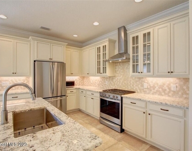 7378 Bluemink Lane - Photo Thumbnail 14