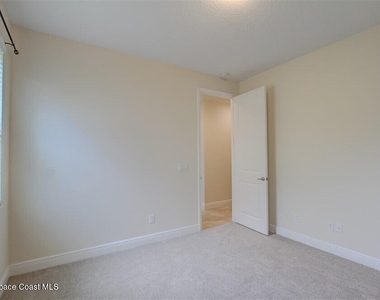 7378 Bluemink Lane - Photo Thumbnail 5