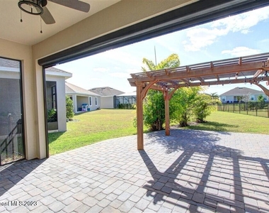 7378 Bluemink Lane - Photo Thumbnail 22