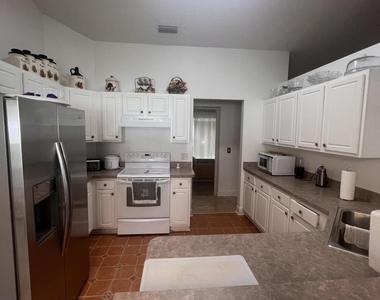 171 Chestnut Avenue Ne - Photo Thumbnail 6