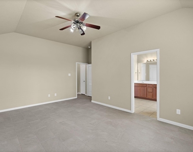 26350 Longview Creek Drive - Photo Thumbnail 12