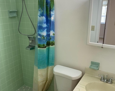 3755 S Hopkins Avenue - Photo Thumbnail 10