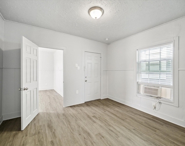 3431 Beulah - Photo Thumbnail 5