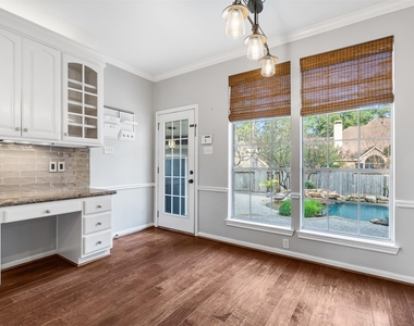 11 Winrock Place - Photo Thumbnail 24