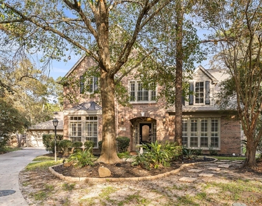 11 Winrock Place - Photo Thumbnail 17