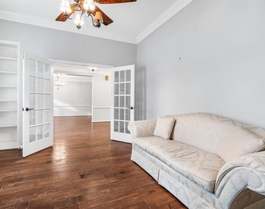 11 Winrock Place - Photo Thumbnail 28
