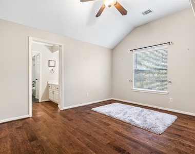 11 Winrock Place - Photo Thumbnail 11