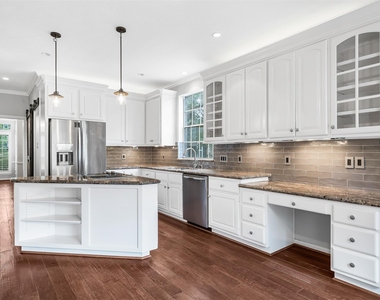 11 Winrock Place - Photo Thumbnail 21
