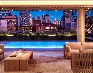 West 28th Street - Photo Thumbnail 6