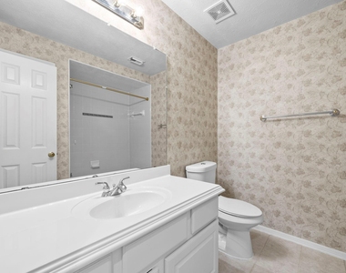 5526 Darschelle Drive - Photo Thumbnail 28