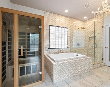 5526 Darschelle Drive - Photo Thumbnail 23