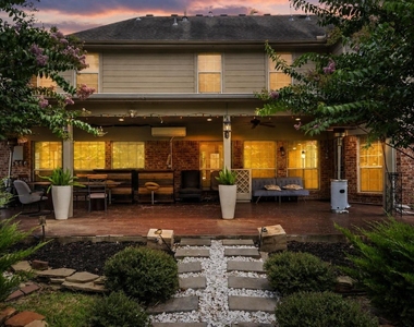 5526 Darschelle Drive - Photo Thumbnail 39