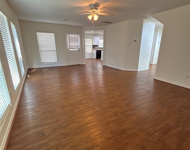 20714 Raven Mist Court - Photo Thumbnail 3