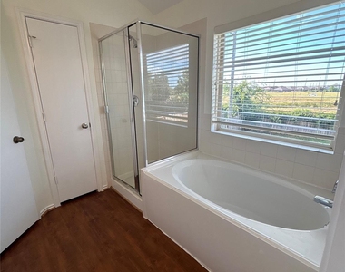 20714 Raven Mist Court - Photo Thumbnail 12