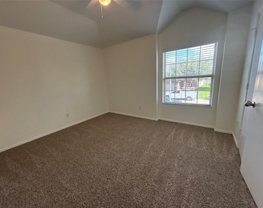 20714 Raven Mist Court - Photo Thumbnail 11
