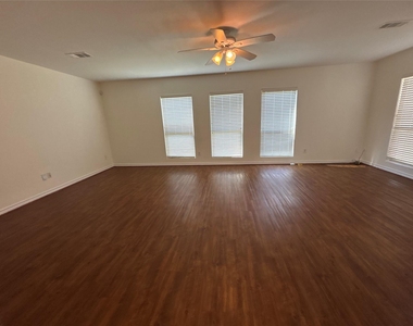 20714 Raven Mist Court - Photo Thumbnail 7