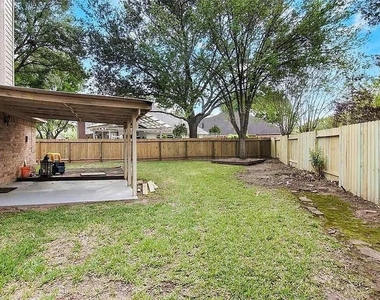 7207 Cambridge Cove Circle - Photo Thumbnail 21