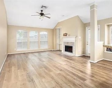 7207 Cambridge Cove Circle - Photo Thumbnail 19