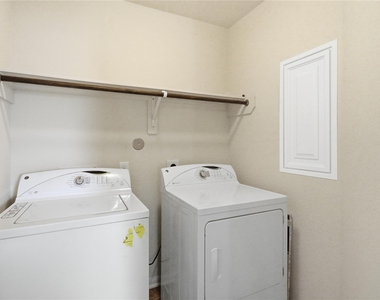 12530 Greencanyon Dr - Photo Thumbnail 31