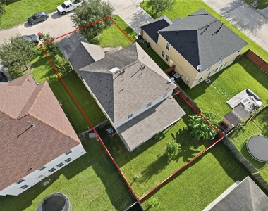 12530 Greencanyon Dr - Photo Thumbnail 37