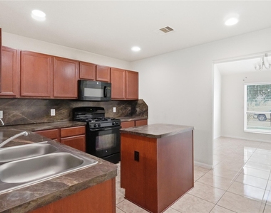 12530 Greencanyon Dr - Photo Thumbnail 9