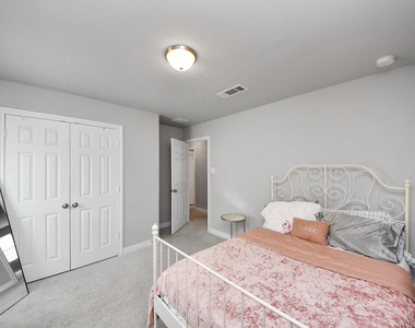 183 Solana Point Drive - Photo Thumbnail 26