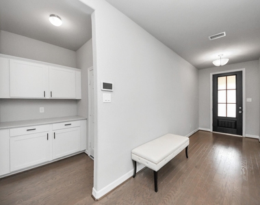 183 Solana Point Drive - Photo Thumbnail 1