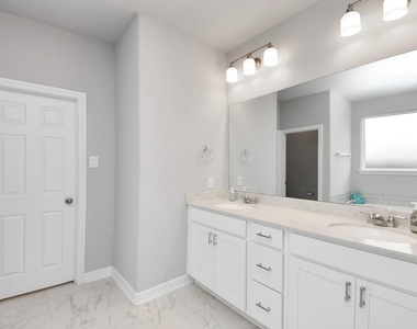 183 Solana Point Drive - Photo Thumbnail 33