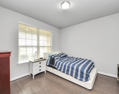183 Solana Point Drive - Photo Thumbnail 19