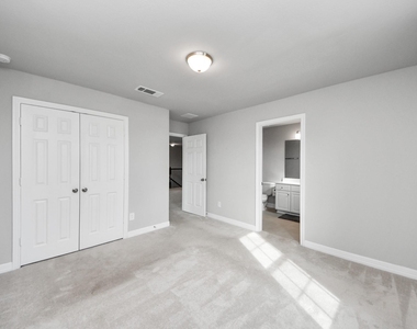 183 Solana Point Drive - Photo Thumbnail 22