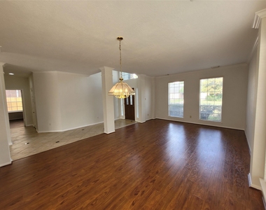 17403 Canyon Knoll Drive - Photo Thumbnail 14