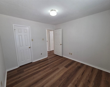 17403 Canyon Knoll Drive - Photo Thumbnail 22